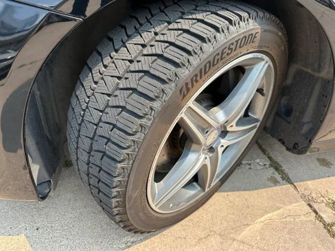 Used 2017 Mercedes-Benz E 400 4MATIC Wagon image 10