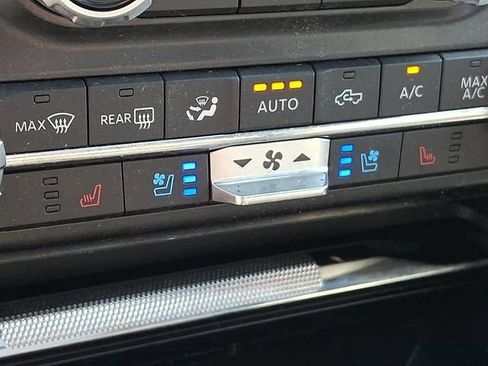 Used 2021 Ford F150 Lariat AWD/4WD image 30