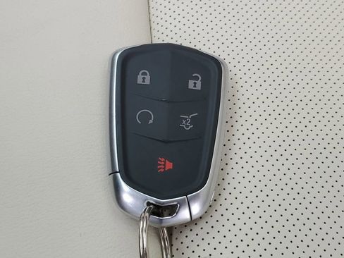 Certified 2024 Cadillac XT6 Premium Luxury w/ LPO, Floor Liner Package image 41