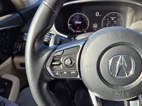Used 2022 Acura MDX SH-AWD image 32