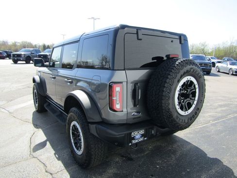 Used 2025 Ford Bronco Badlands AWD/4WD image 4