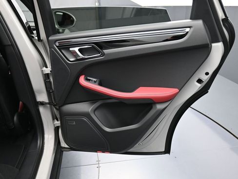 New 2026 Porsche Macan S AWD/4WD image 26