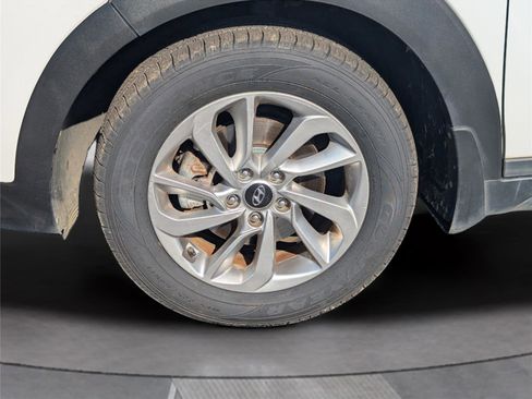 Used 2016 Hyundai Tucson SE image 9