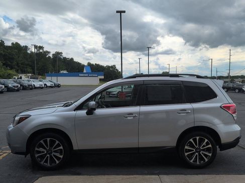 Used 2018 Subaru Forester 2.0XT Premium AWD/4WD image 5