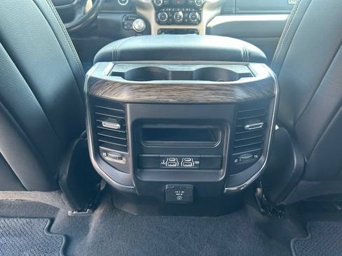 Used 2019 RAM 1500 Laramie AWD/4WD image 21