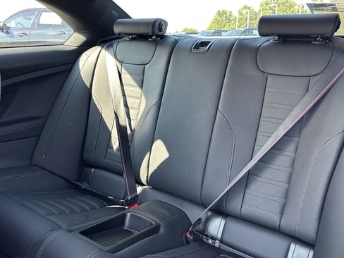 Used 2025 BMW M2 w/ Lighting Package RWD image 32