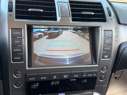 Used 2020 Lexus GX 460 Premium w/ Premium Package AWD/4WD image 22