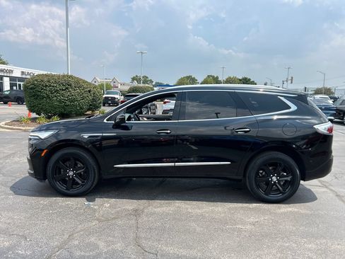 Certified 2024 Buick Enclave Essence w/ Experience Buick Package AWD/4WD image 11