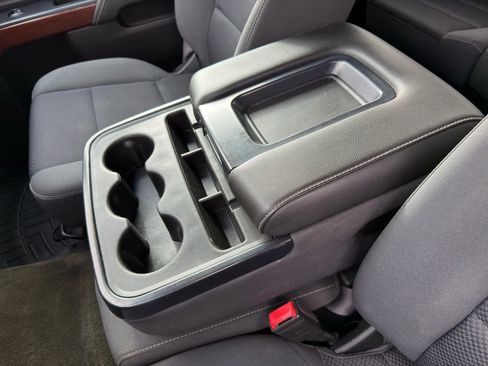 Used 2017 GMC Sierra 2500 SLE image 28