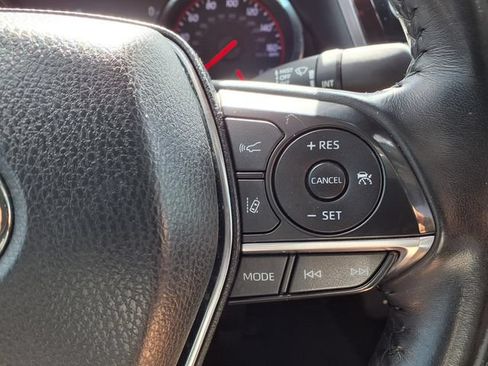 Used 2020 Toyota Camry XSE FWD image 16