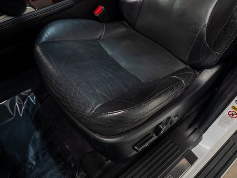 Used 2017 Lexus GX 460 Premium w/ Premium Package image 31