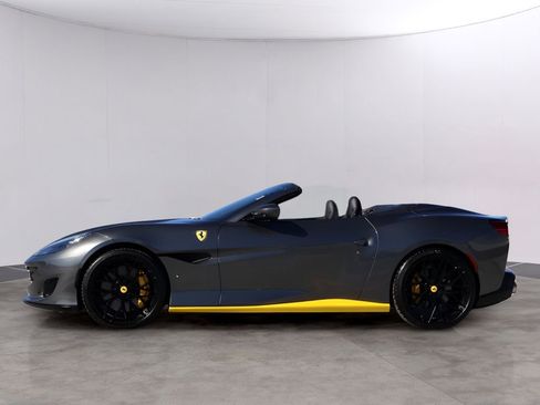 Used 2020 Ferrari Portofino Base image 4
