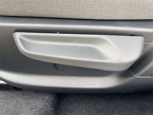 New 2025 Kia K4 LXS image 25