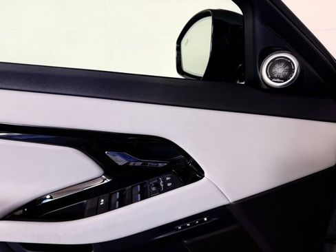 New 2026 Land Rover Range Rover Evoque S image 23