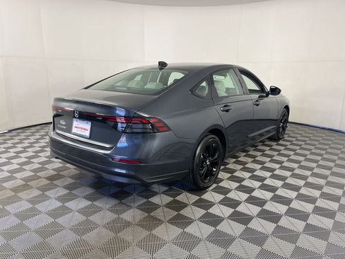 Certified 2025 Honda Accord SE image 14
