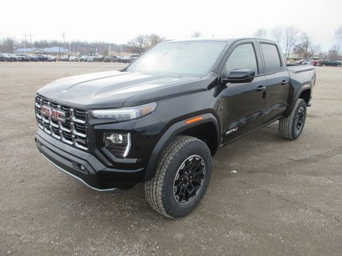 New 2026 GMC Canyon AT4 AWD/4WD image 8