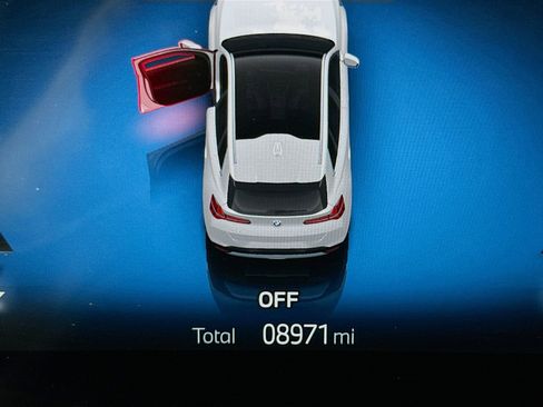 Used 2025 BMW X3 xDrive30i w/ Premium Package image 11