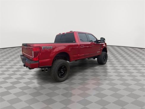 Used 2022 Ford F250 Lariat w/ Black Appearance Package image 8