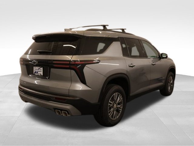 New 2026 Chevrolet Traverse LT w/ Driver Confidence Package AWD/4WD image 3