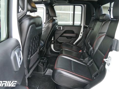 Used 2022 Jeep Gladiator Rubicon w/ Trailer Tow Package image 33