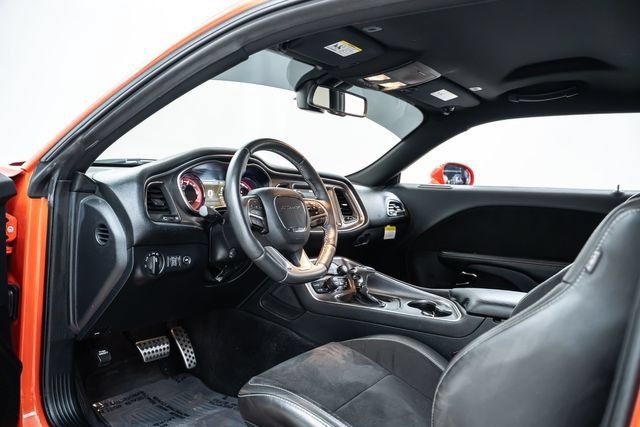 Used 2017 Dodge Challenger SRT Hellcat RWD image 24