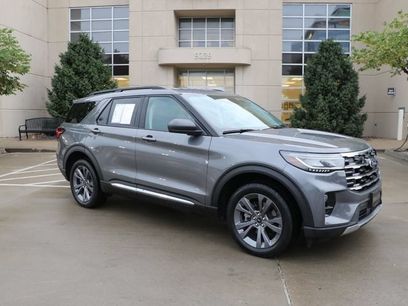 Used 2025 Ford Explorer Active w/ Active Comfort Package