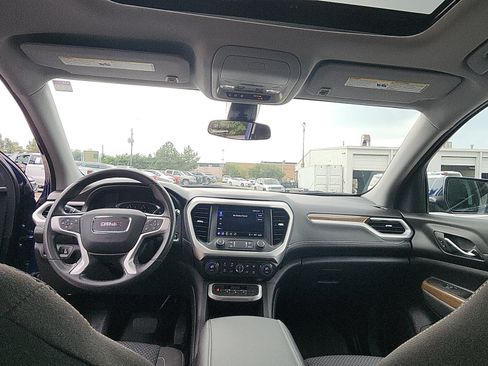 Used 2023 GMC Acadia SLE w/ Driver Convenience Package FWD image 21