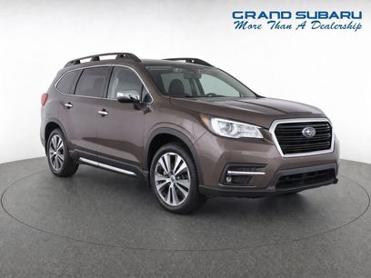 Used 2019 Subaru Ascent Touring w/ Popular Package #2
