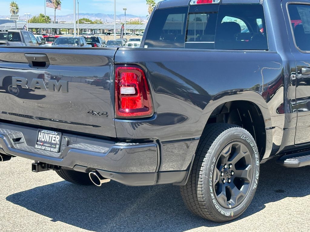New 2026 RAM 1500 Express AWD/4WD image 8
