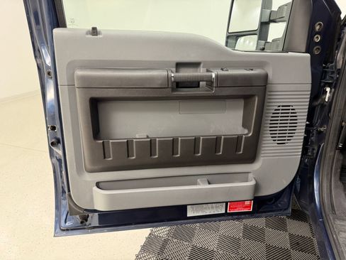 Used 2016 Ford F250 XL w/ Power Equipment Group RWD image 14