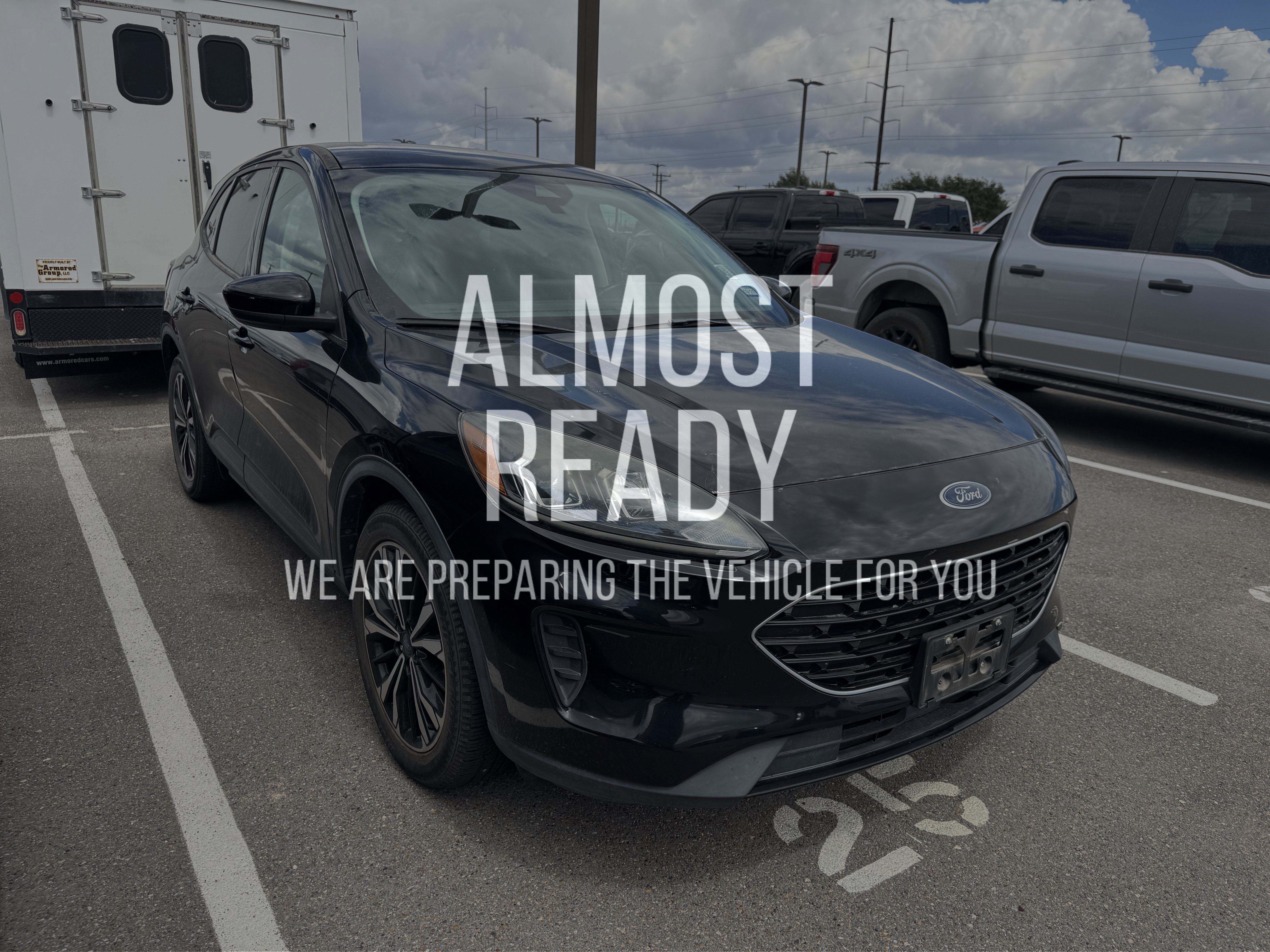 Used 2022 Ford Escape SE w/ SE Sport Appearance Package FWD image 5