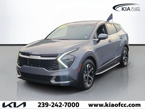 Certified 2023 Kia Sportage EX FWD image 3