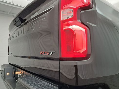 Used 2019 Chevrolet Silverado 1500 RST image 6