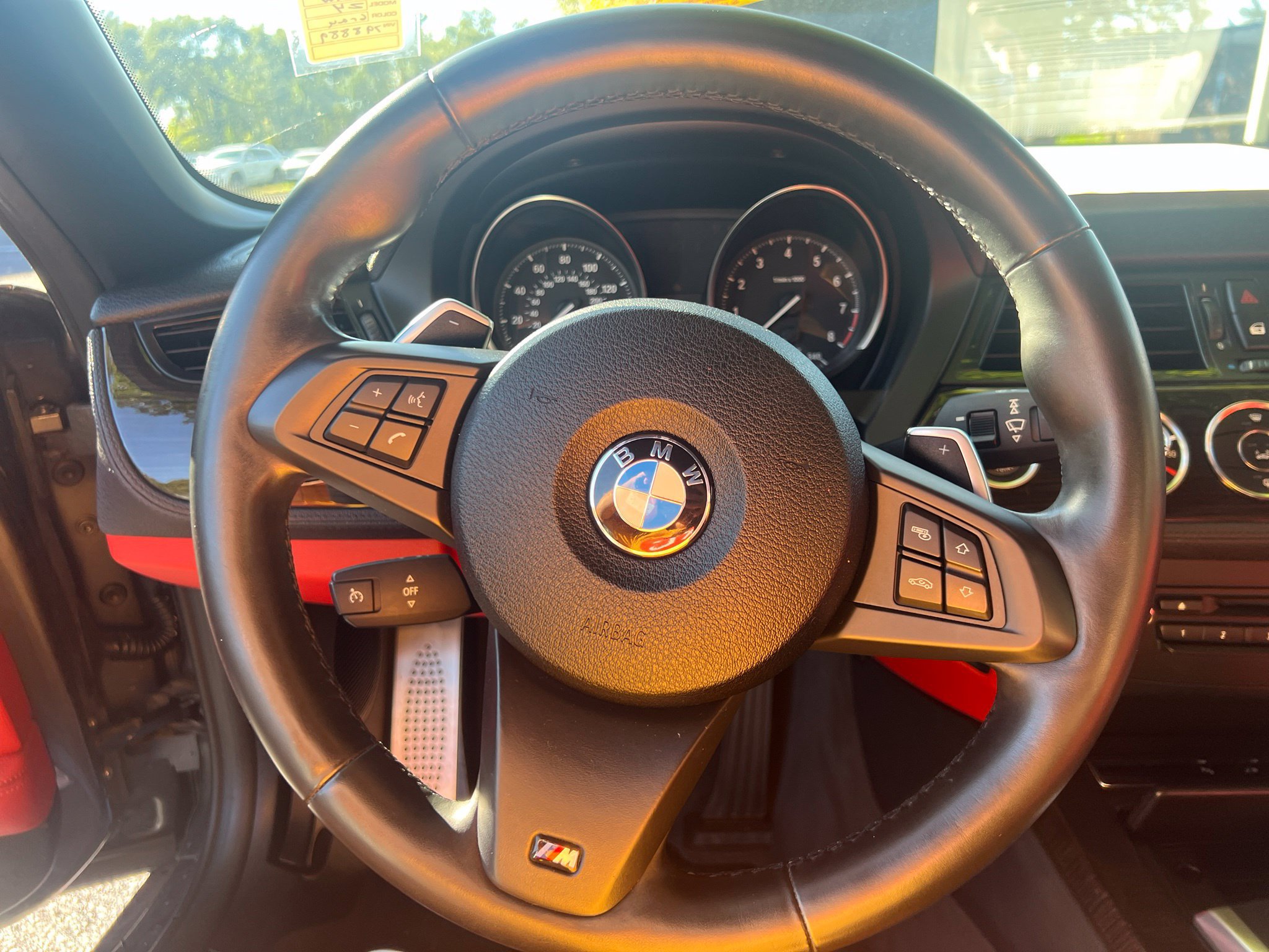 Used 2015 BMW Z4 sDrive35i RWD image 14