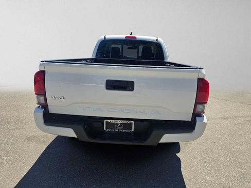 Used 2023 Toyota Tacoma SR AWD/4WD image 4