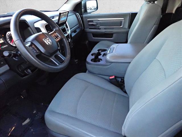 Used 2015 RAM 1500 Classic SLT AWD/4WD image 10