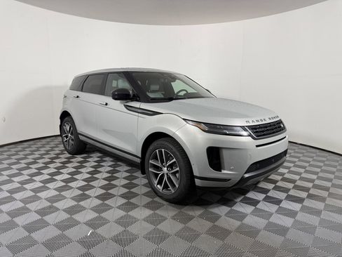 Used 2026 Land Rover Range Rover Evoque S AWD/4WD image 6