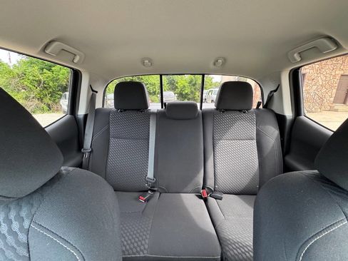 Used 2021 Toyota Tacoma SR5 w/ Trail Edition AWD/4WD image 28