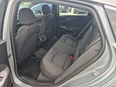 Used 2024 Chevrolet Malibu LT FWD image 12