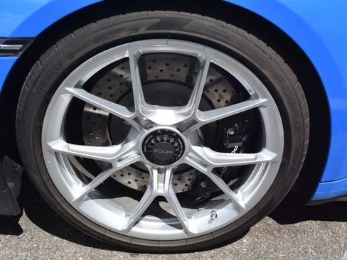 Used 2024 Porsche 911 GT3 RWD image 44