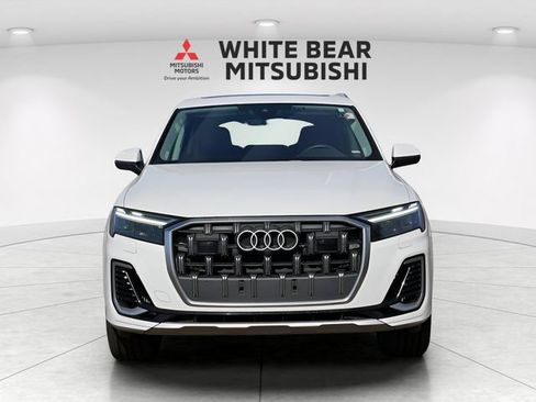 Used 2025 Audi Q7 3.0T Premium Plus AWD/4WD image 2