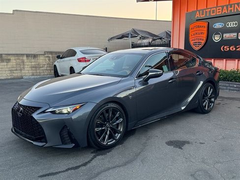 Used 2024 Lexus IS 300 F Sport RWD image 8