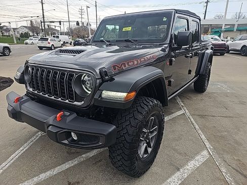 Certified 2024 Jeep Gladiator Mojave image 12