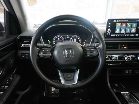 Used 2023 Honda Pilot Elite image 21