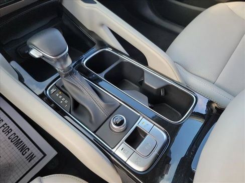 Used 2025 Kia Telluride S FWD image 22