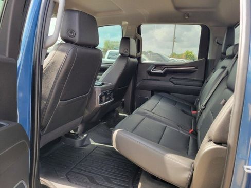 Used 2024 GMC Sierra 1500 SLT w/ SLT Premium Plus Package image 26