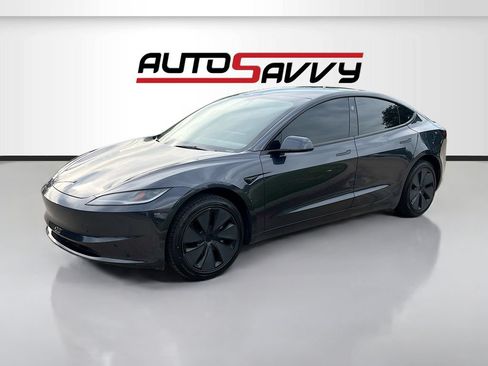 Used 2025 Tesla Model 3 Long Range RWD image 3