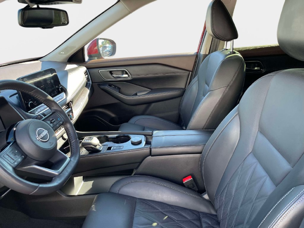 Used 2023 Nissan Rogue Platinum w/ Platinum Premium Package AWD/4WD image 22