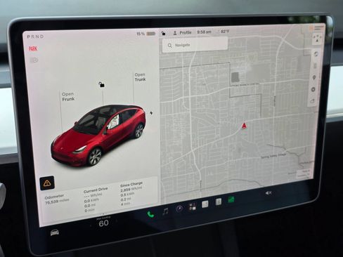 Used 2021 Tesla Model Y Long Range AWD/4WD image 18