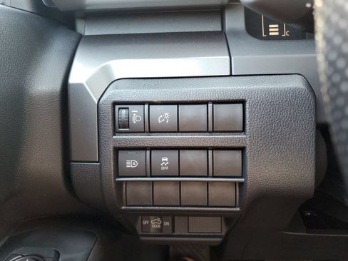 Certified 2026 Toyota Tacoma SR5 AWD/4WD image 29